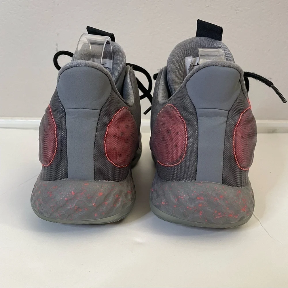 Nike KD Trey 5 VII AT5685-002 Basketball Gray Red Hi Top Sneakers Shoes Size 6Y